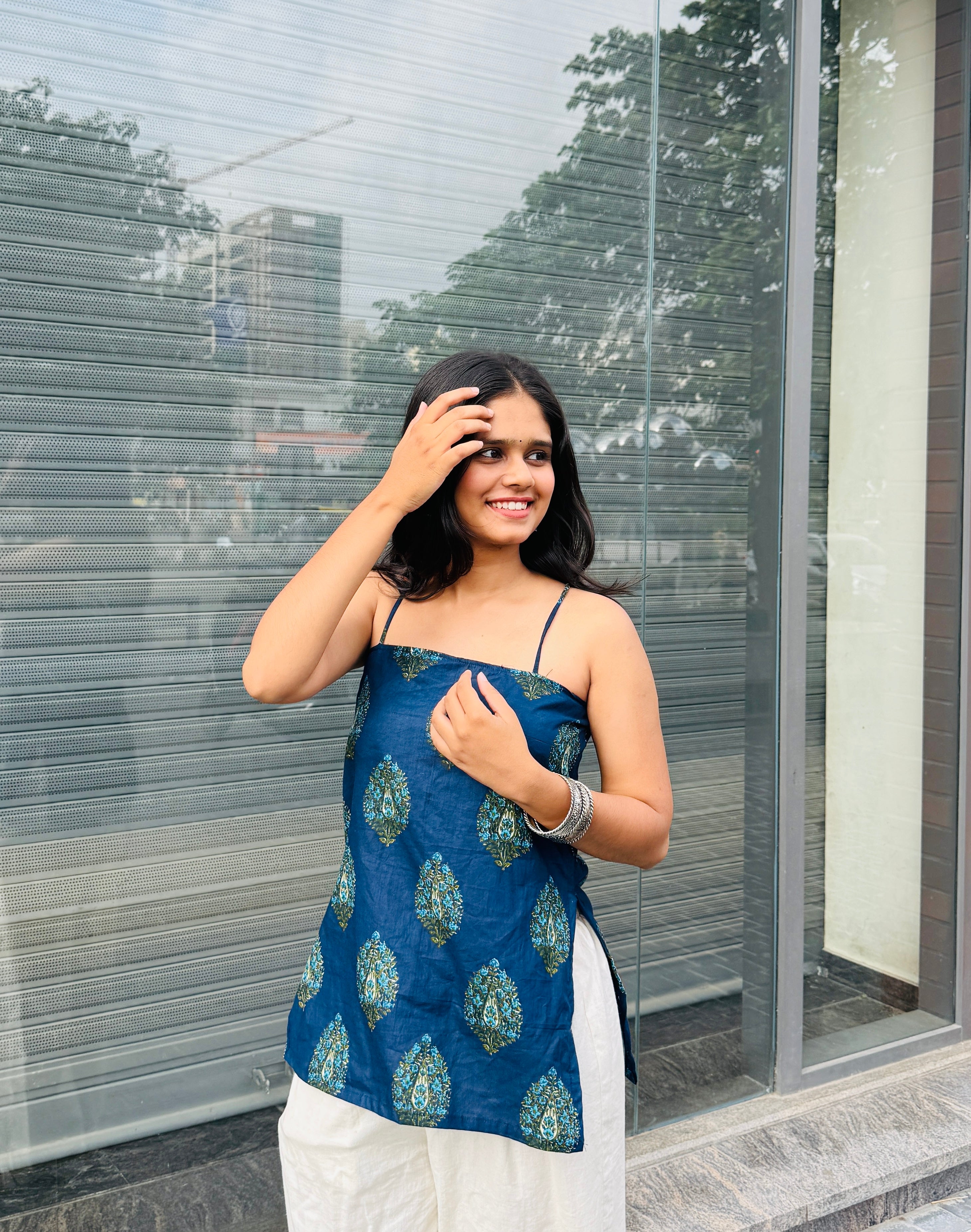 Ruhani Navy Blue Spaghetti Kurti