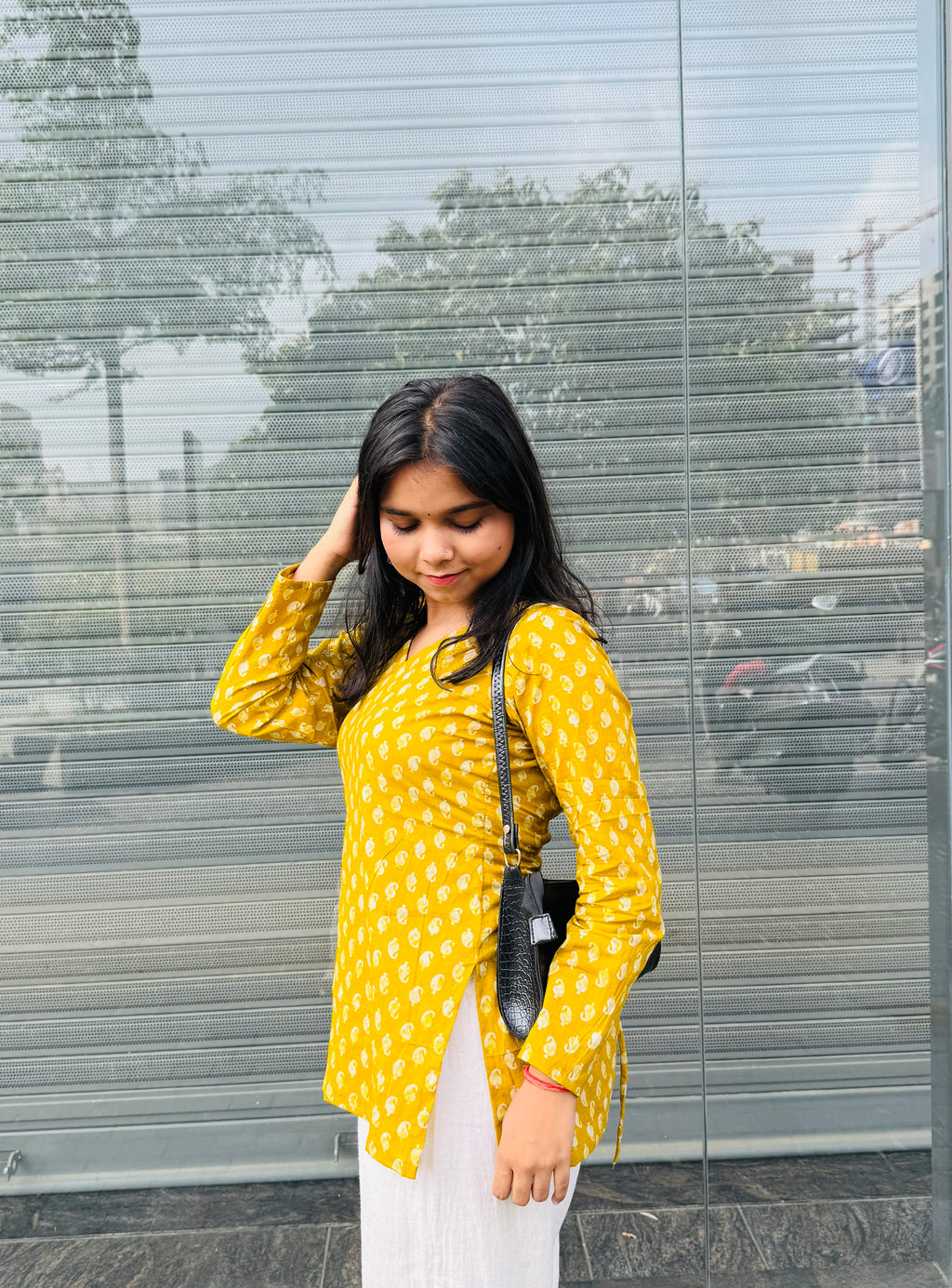 Annu Yellow Printed Corset Back Kurti