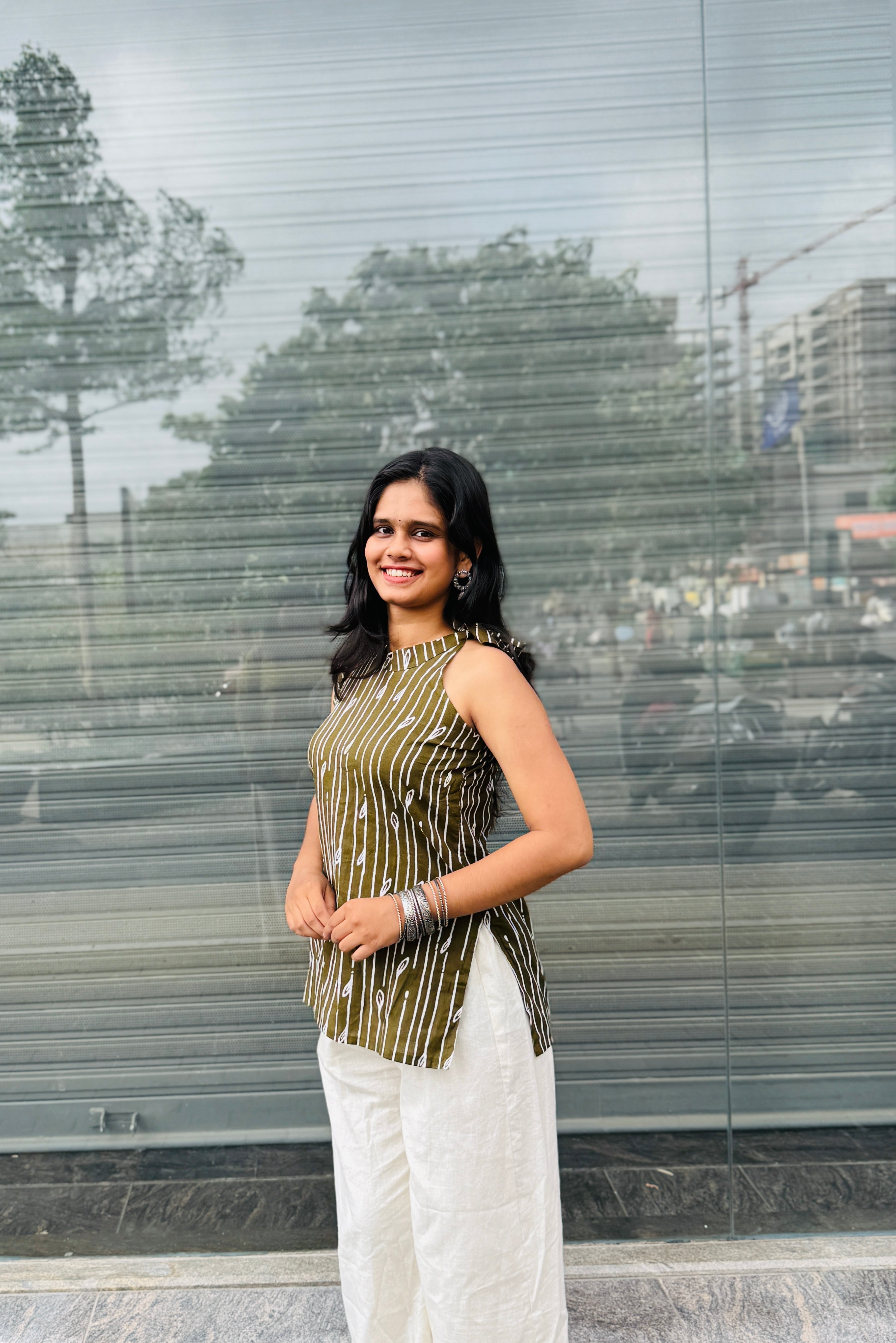 Prisha Mehendi Green Kurti