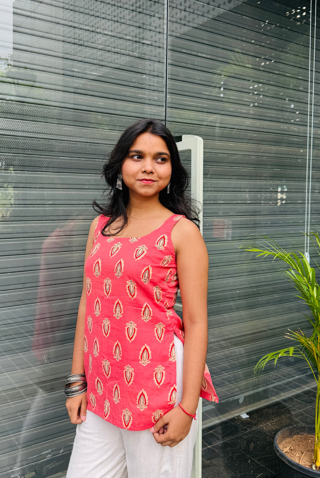 Myra Pink Backless Kurti