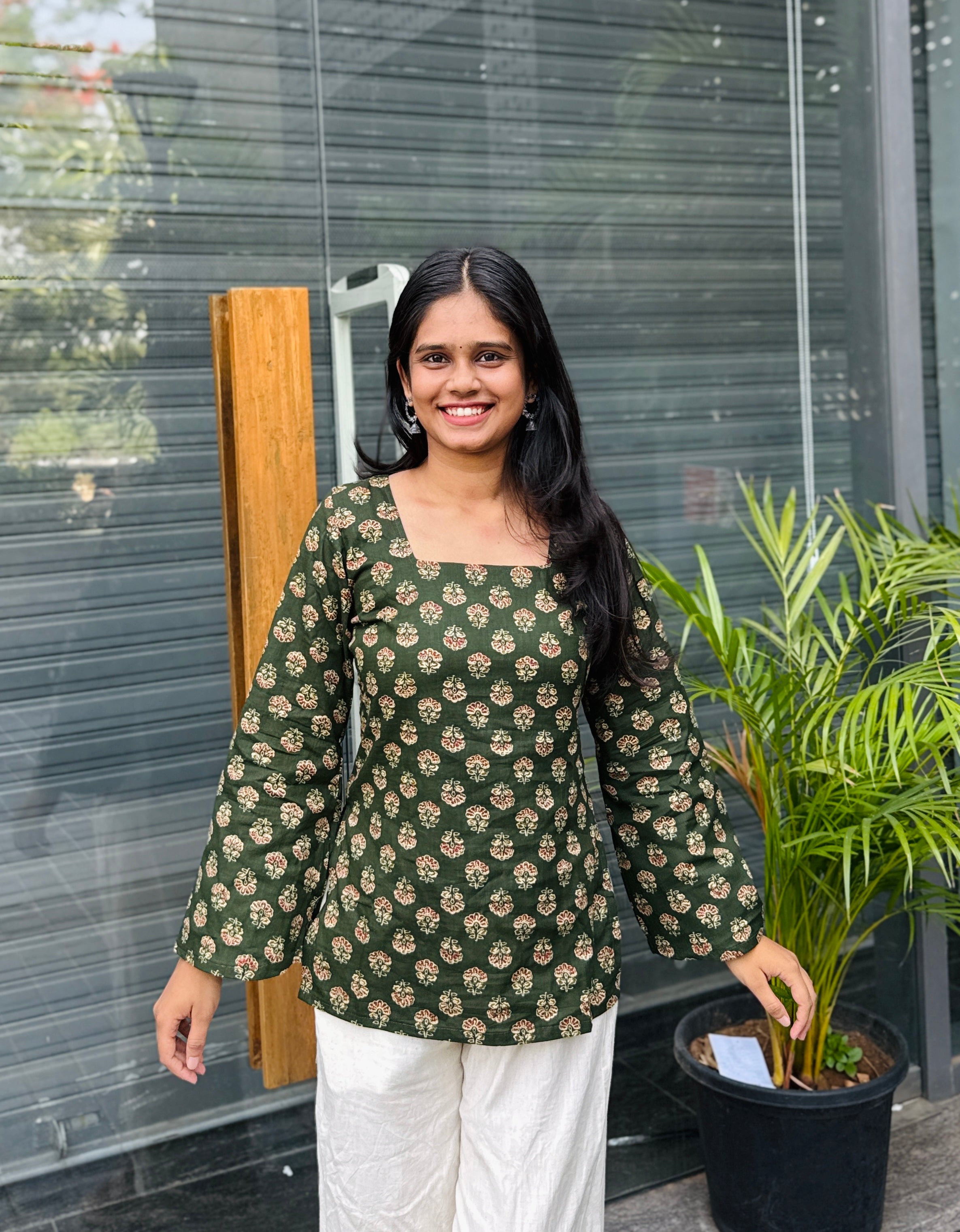 Reet Olive Green Kurti