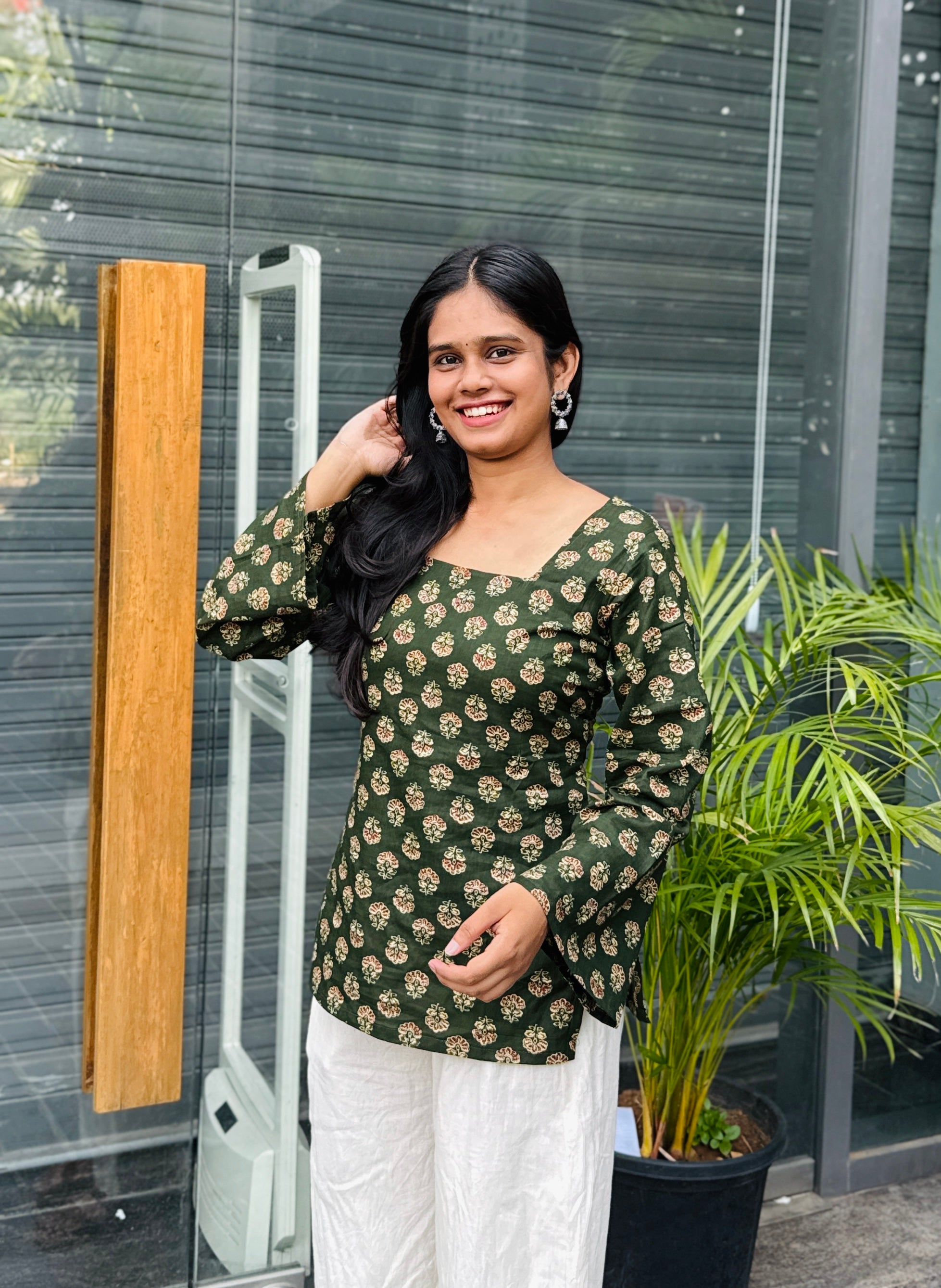 Reet Olive Green Kurti