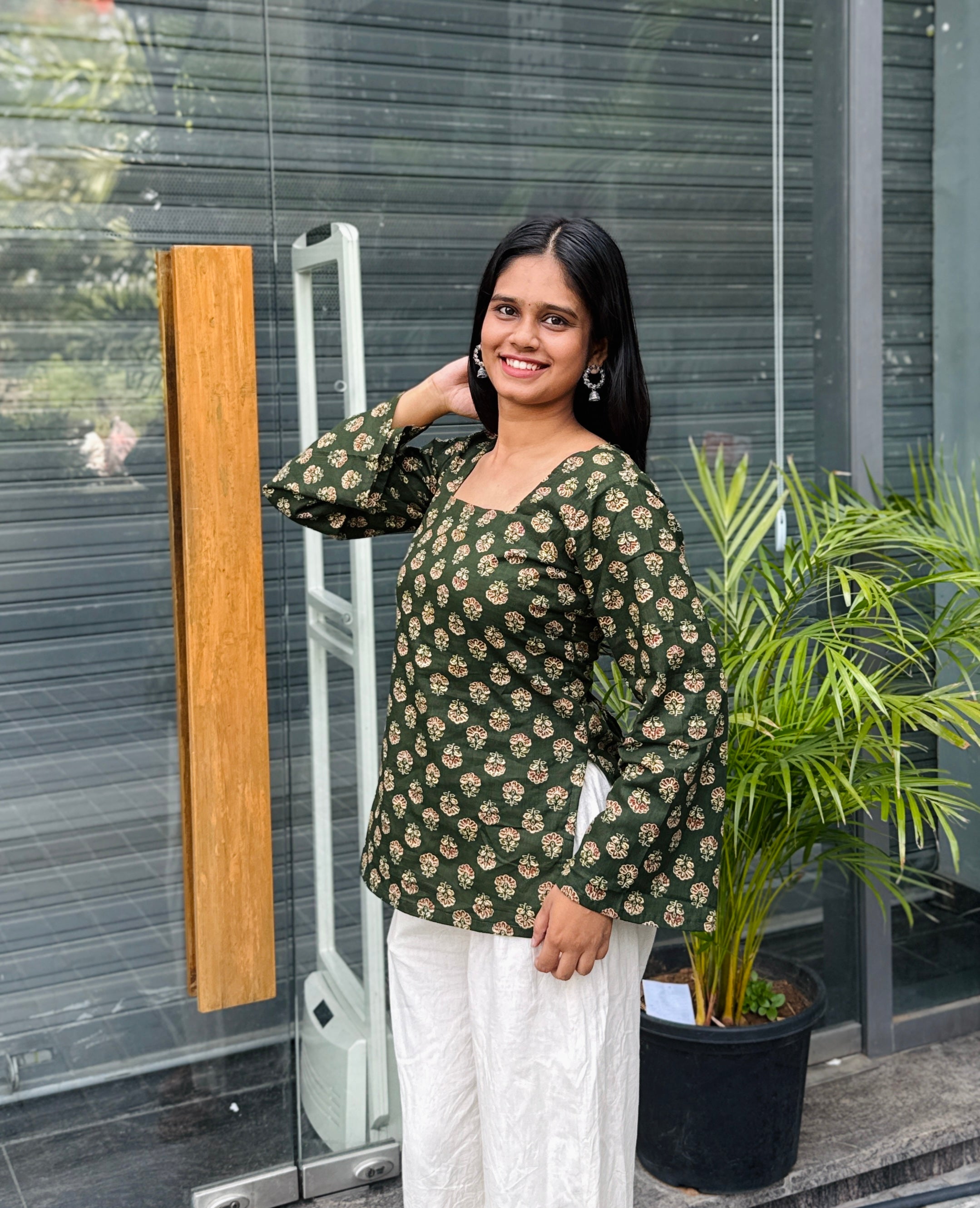Reet Olive Green Kurti
