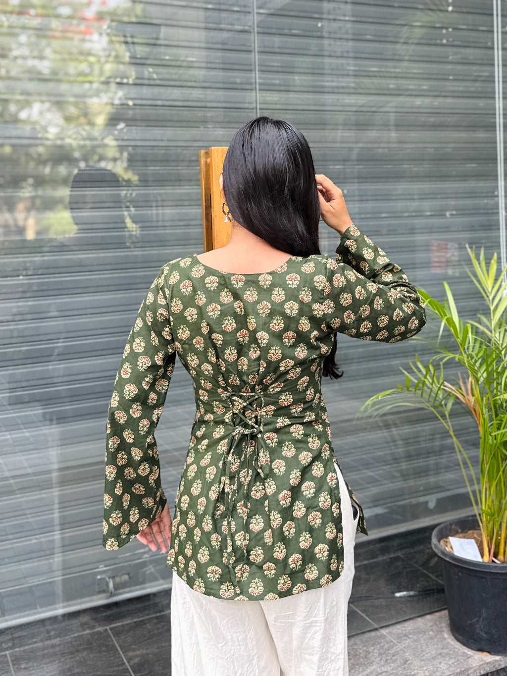 Reet Olive Green Kurti