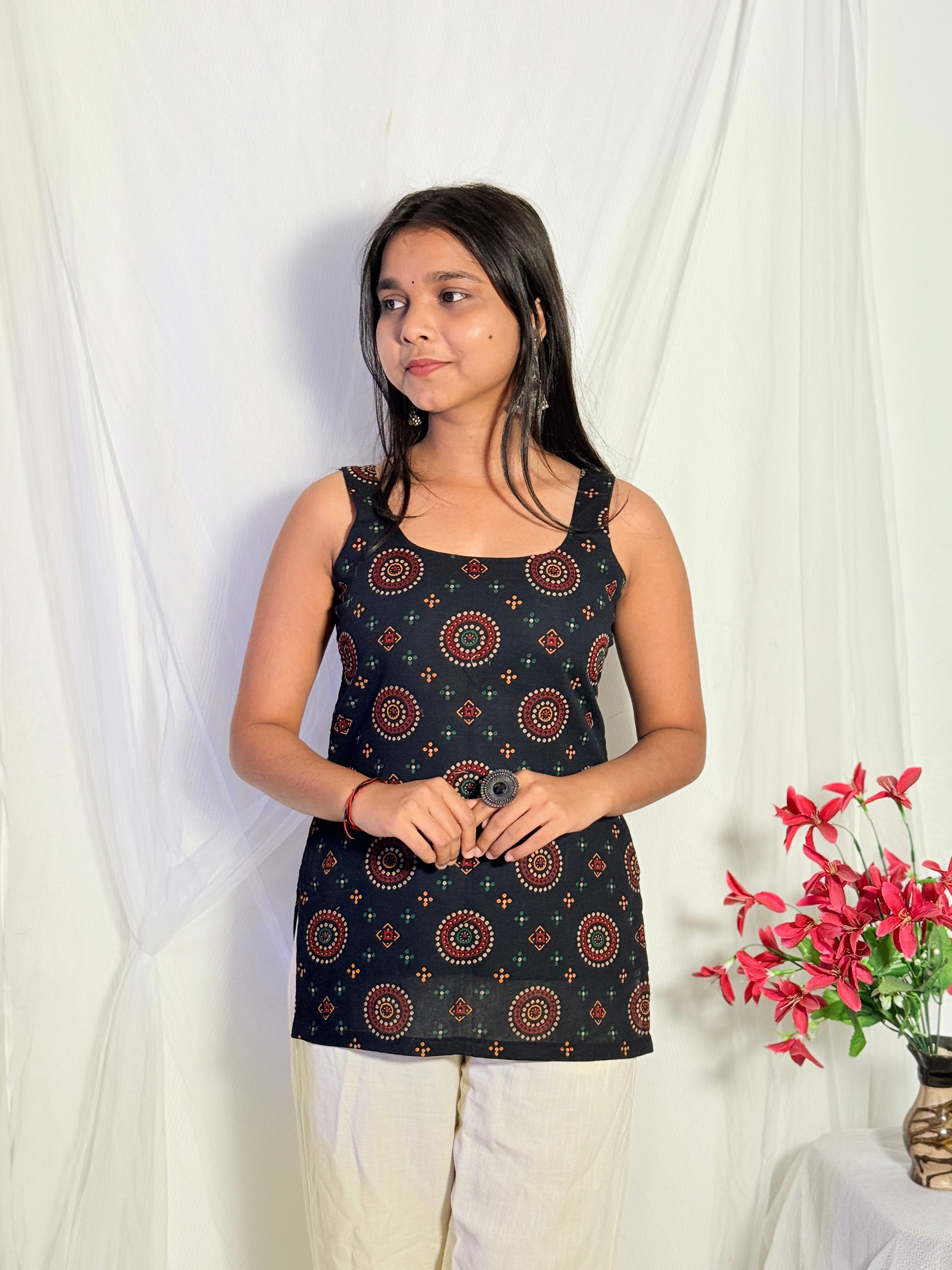 Ruhi Black Backless Kurti