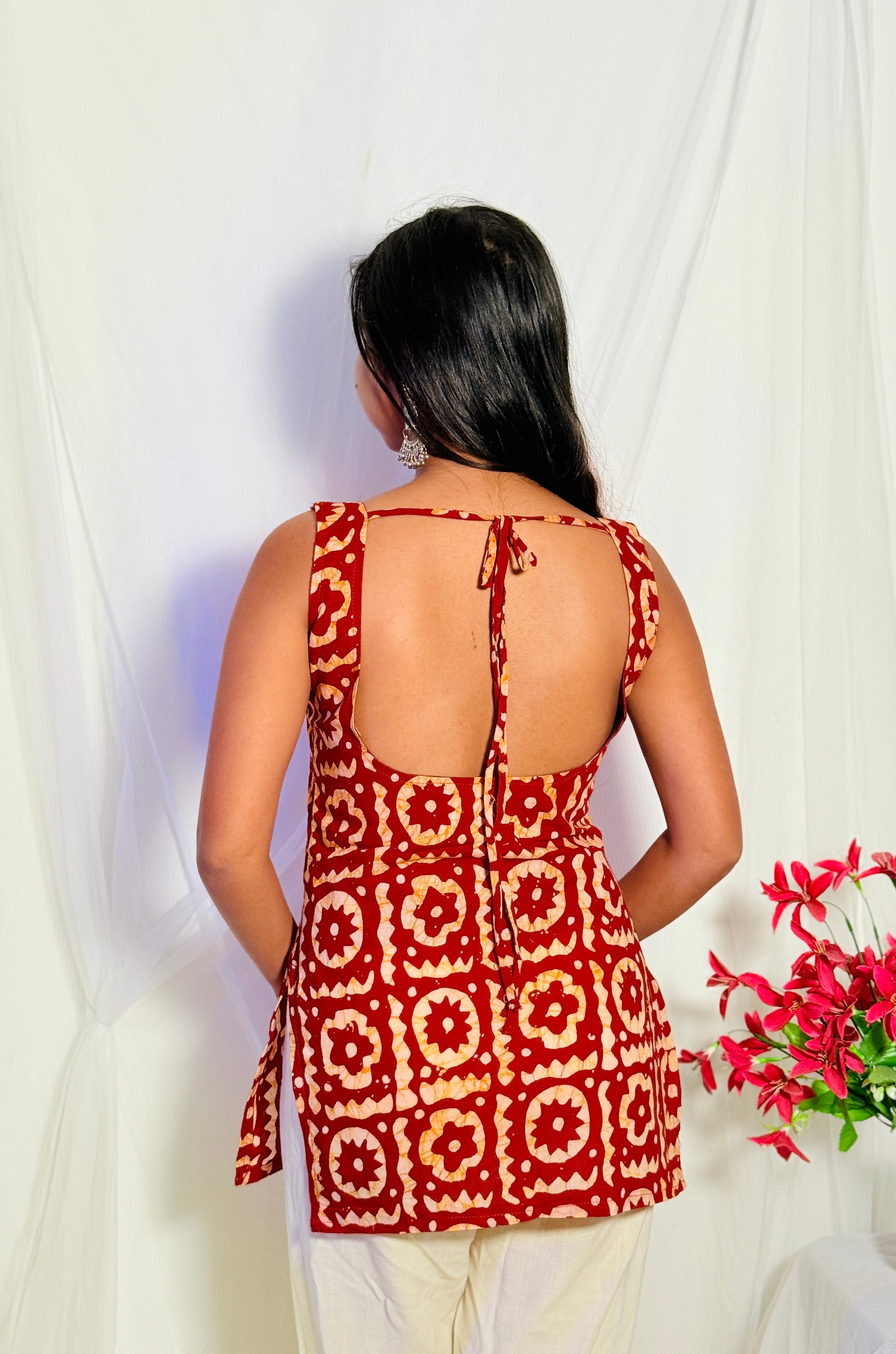 Myra Red Backless Kurti