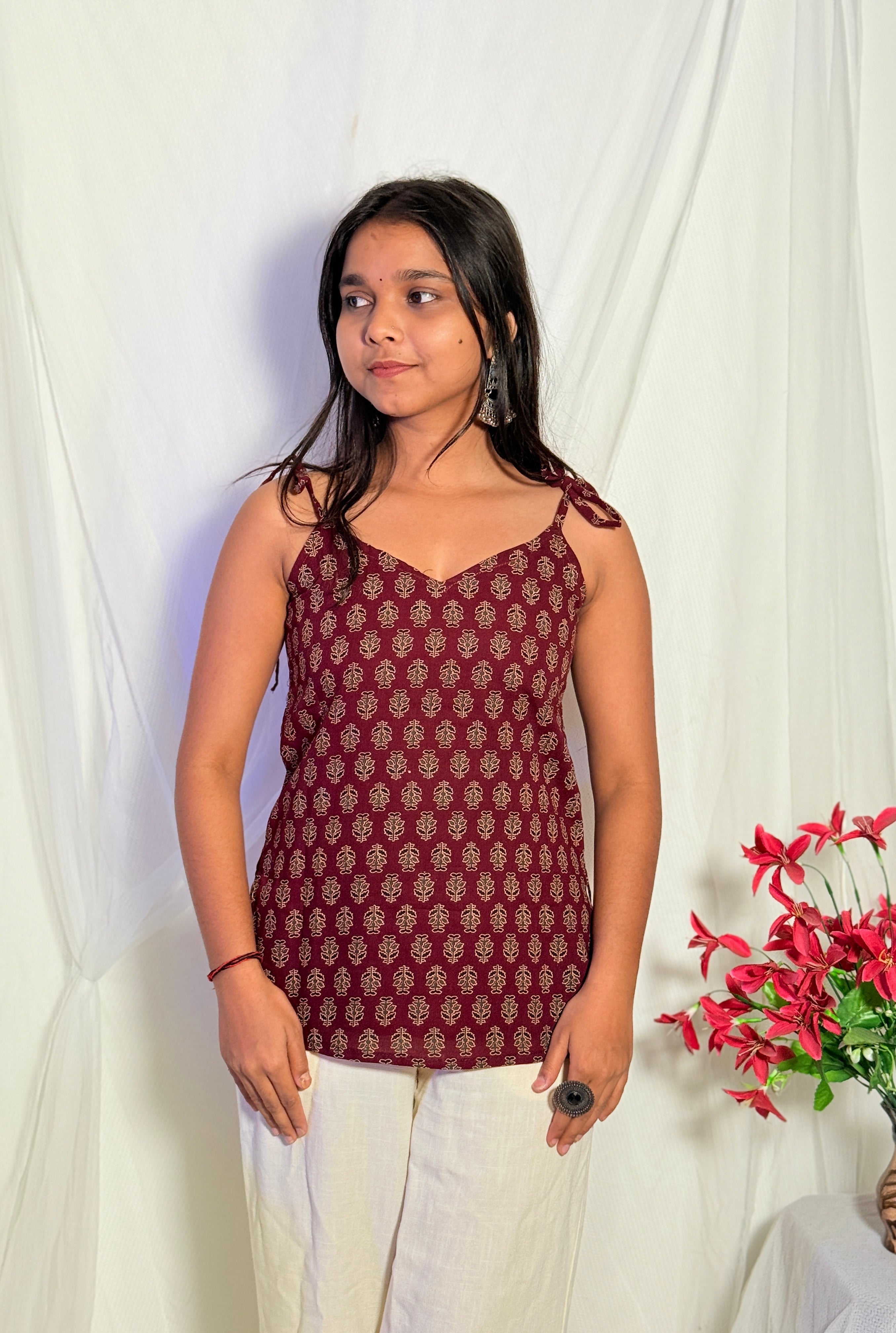 Rooh Sweetheart Neck Ajrakh Print Kurti