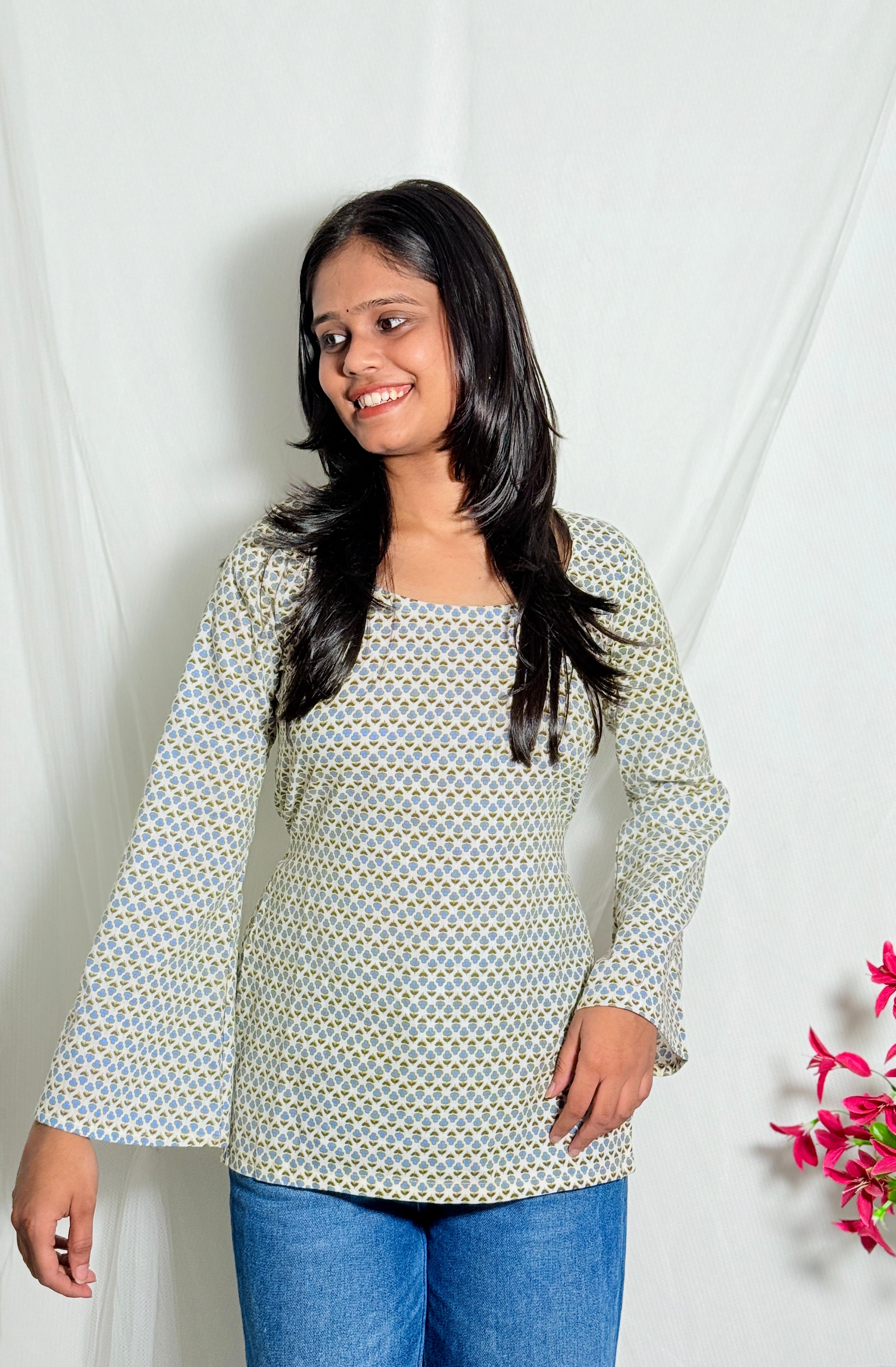 Geet Blue Bell Sleeve Kurti