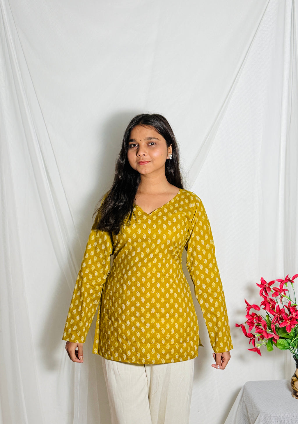 Annu Yellow Printed Kurti