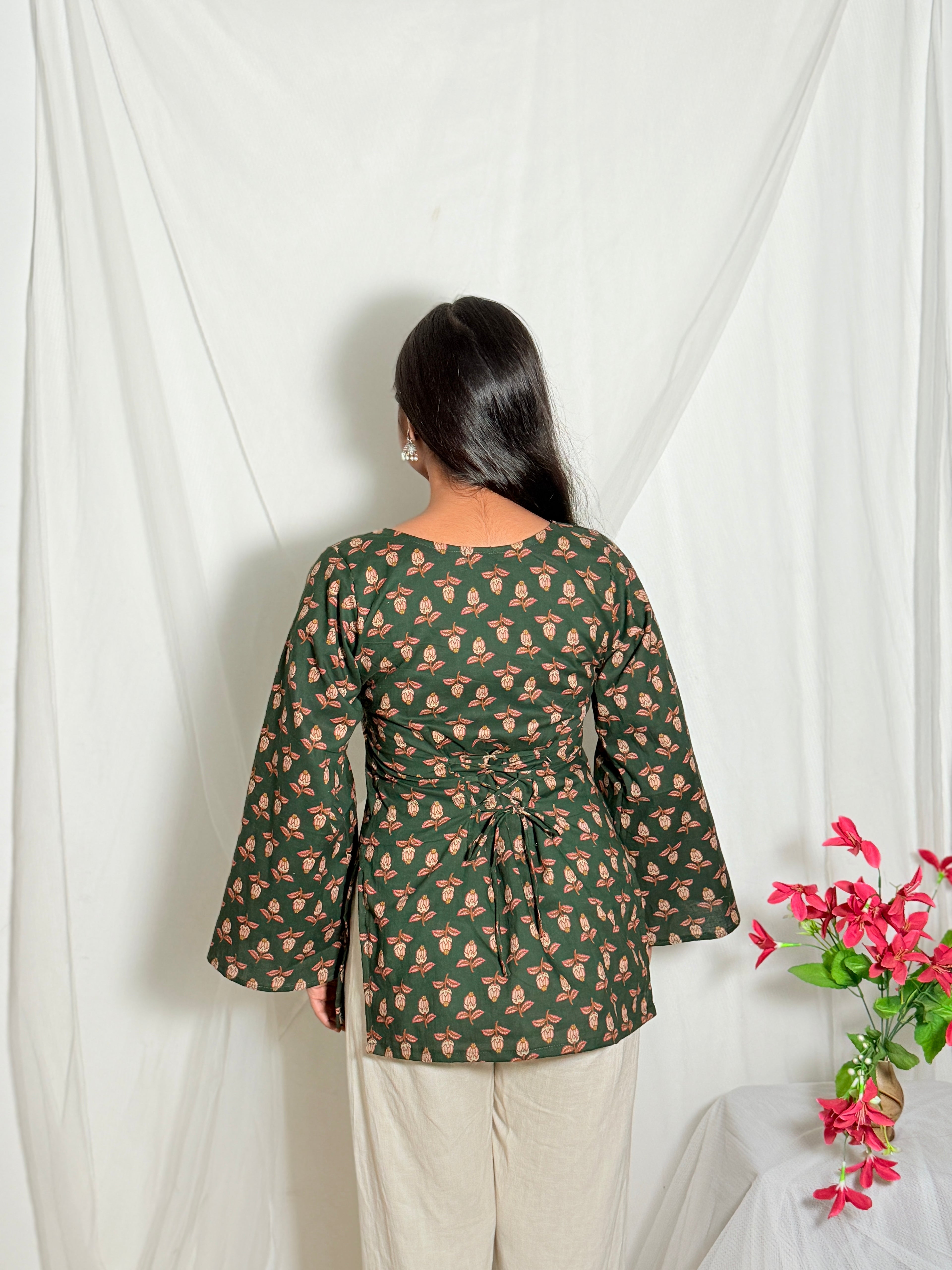 Reet Olive Green Printed Kurti